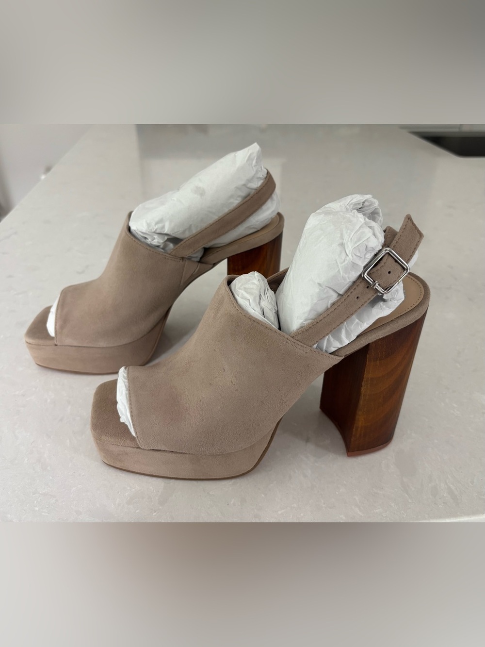 Vince Camuto Sovetta Platform Sandal Heel - Picture 2 of 7